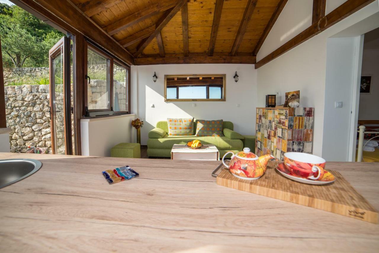 מליני Poseydon Beach Bungalow מראה חיצוני תמונה