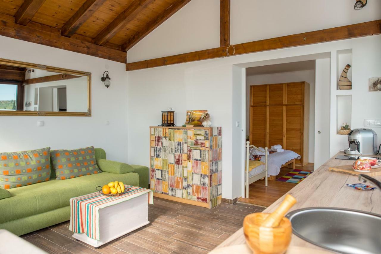 מליני Poseydon Beach Bungalow מראה חיצוני תמונה