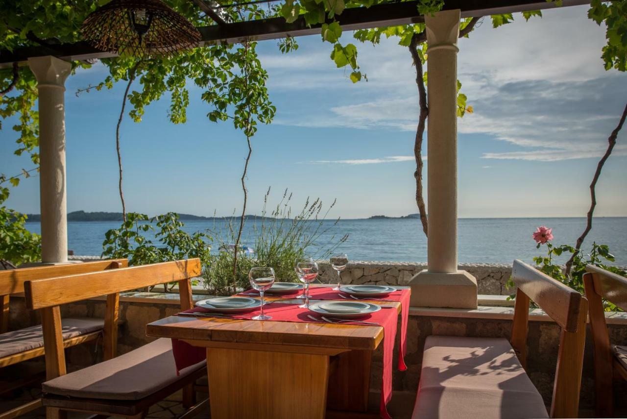 מליני Poseydon Beach Bungalow מראה חיצוני תמונה