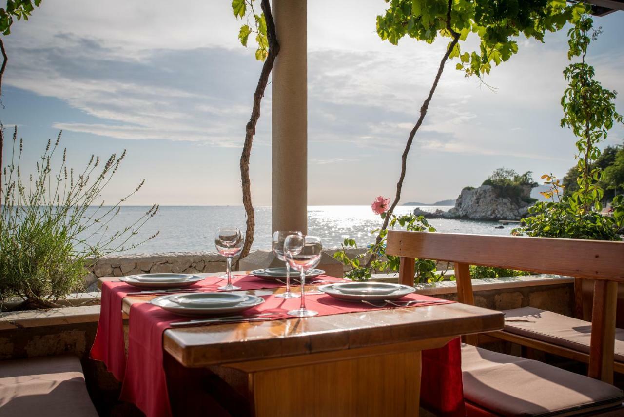 מליני Poseydon Beach Bungalow מראה חיצוני תמונה